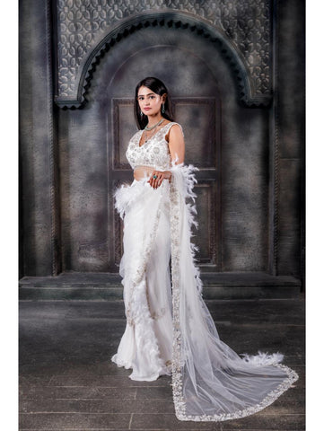 Aahava - SNOWY SHIMMER (SAREE) Aahava - SNOWY SHIMMER (SAREE)