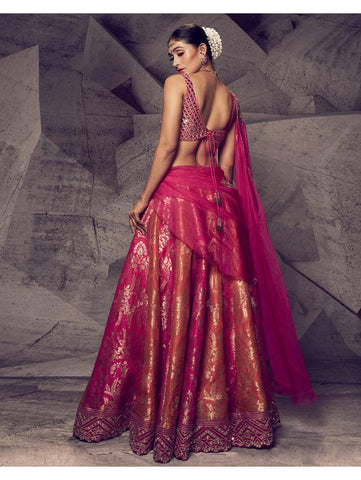Archana Kochhar - The Anant Rangrez Lehenga Archana Kochhar - The Anant Rangrez Lehenga