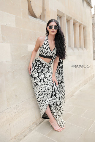 Aahava -BLACK FOIL SAREE Aahava -BLACK FOIL SAREE