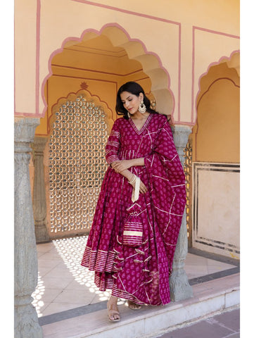 Pomcha Jaipur - JUMARI COTTON BOOTI ANARKALI SET Pomcha Jaipur - JUMARI COTTON BOOTI ANARKALI SET