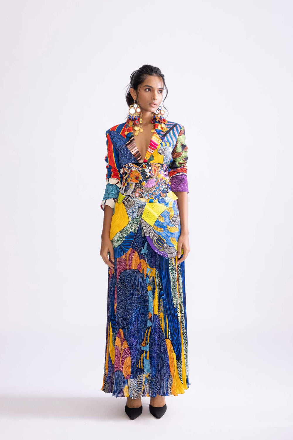 Evie Blazer, Monica Skirt, Sila Corset Belt