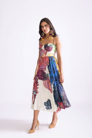 Flara Blouse, Nikki Skirt