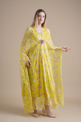 Couture Kaftan – The Essence of Timeless Grace