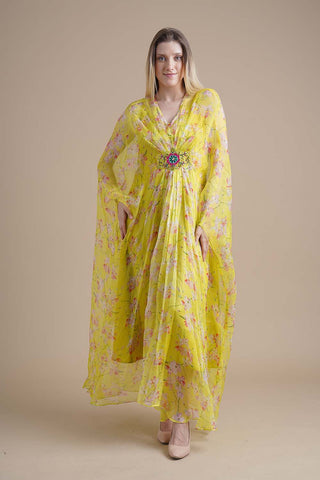 Couture Kaftan – The Essence of Timeless Grace