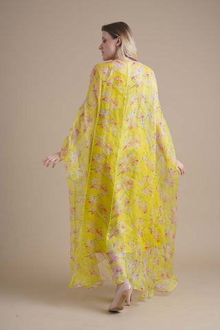 Couture Kaftan – The Essence of Timeless Grace